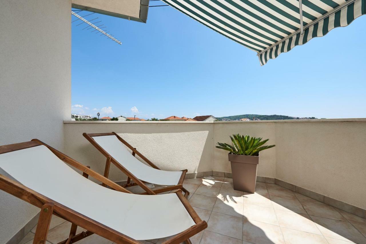 Apartmani Sara I Klara Trogir Exterior photo